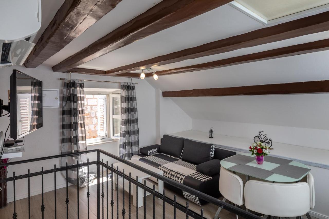 Old Town Charming Nest Apartment Дубровник Екстериор снимка